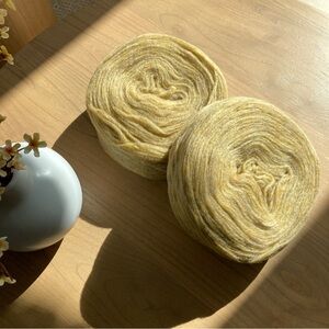 Honer Och Eir Unspun Nutiden Yarn 200g | Colorway Karna